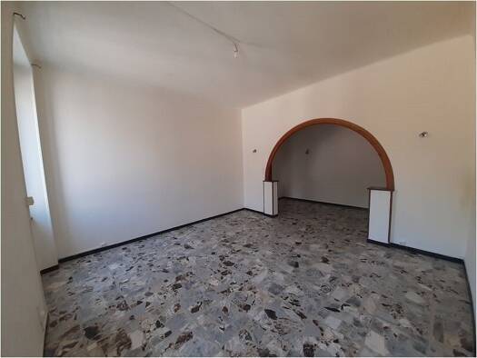 Appartement à louer 600 € 3 pièces 2 chambres 91,3 m² 1er étage Rochebelle-Cauvel Ales 30100