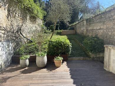 Maison à vendre 252 000 € 5 pièces 3 chambres 117 m² 256 m² de terrain Cognac 16100
