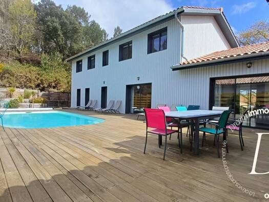 Villa à vendre 940 000 € 10 pièces 8 chambres 310 m² 1 779 m² de terrain Vielle-Saint-Girons 40560