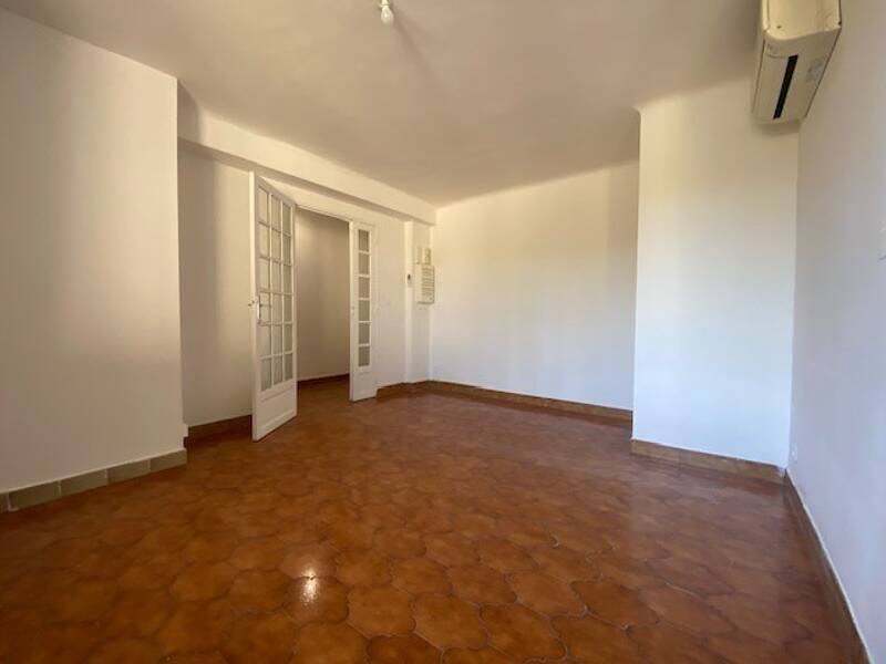 Maison à louer, 69m², MARSEILLE 11E