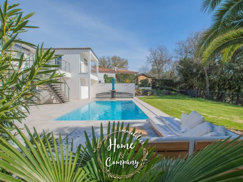 Maison à vendre, 246m², LES MATHES