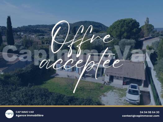 Maison de plain-pied à vendre 530 000 € 6 pièces 5 chambres 119,1 m² 924 m² de terrain Centre Ville Le Beausset 83330