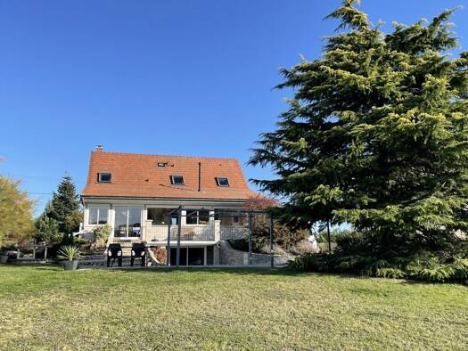 Villa à vendre 235 000 € 6 pièces 3 chambres 125 m² 1 001 m² de terrain Fère-en-Tardenois 02130