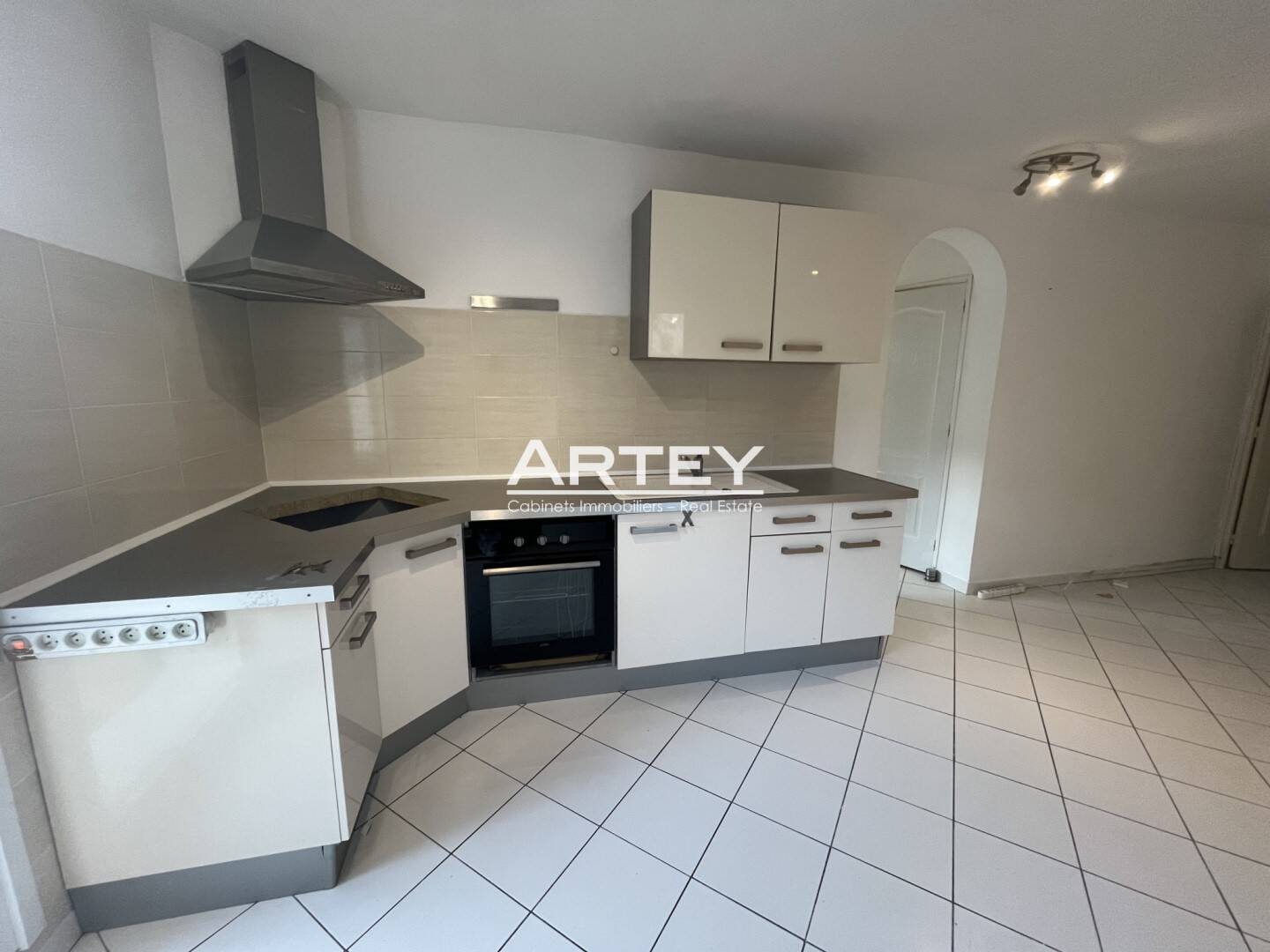 Maison à louer, 51m², HYERES