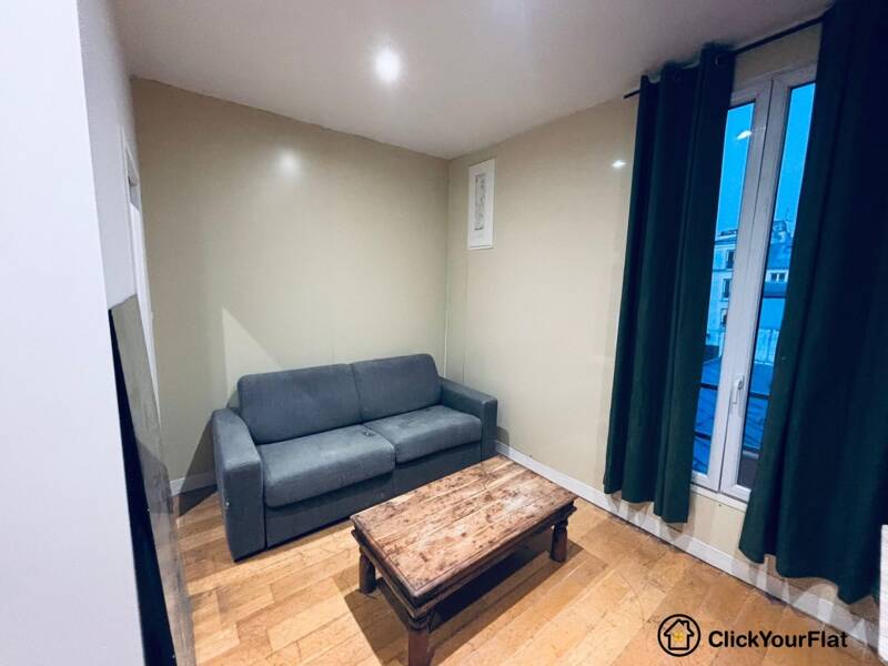 Maison à louer, 18m², PARIS 18E