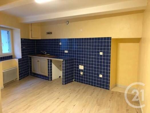 Maison à louer 500 € 3 pièces 2 chambres 66 m² Saint-Hilaire 11250