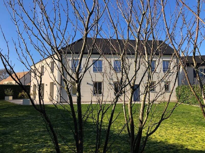 Maison à vendre, 350m², TOUSSUS LE NOBLE