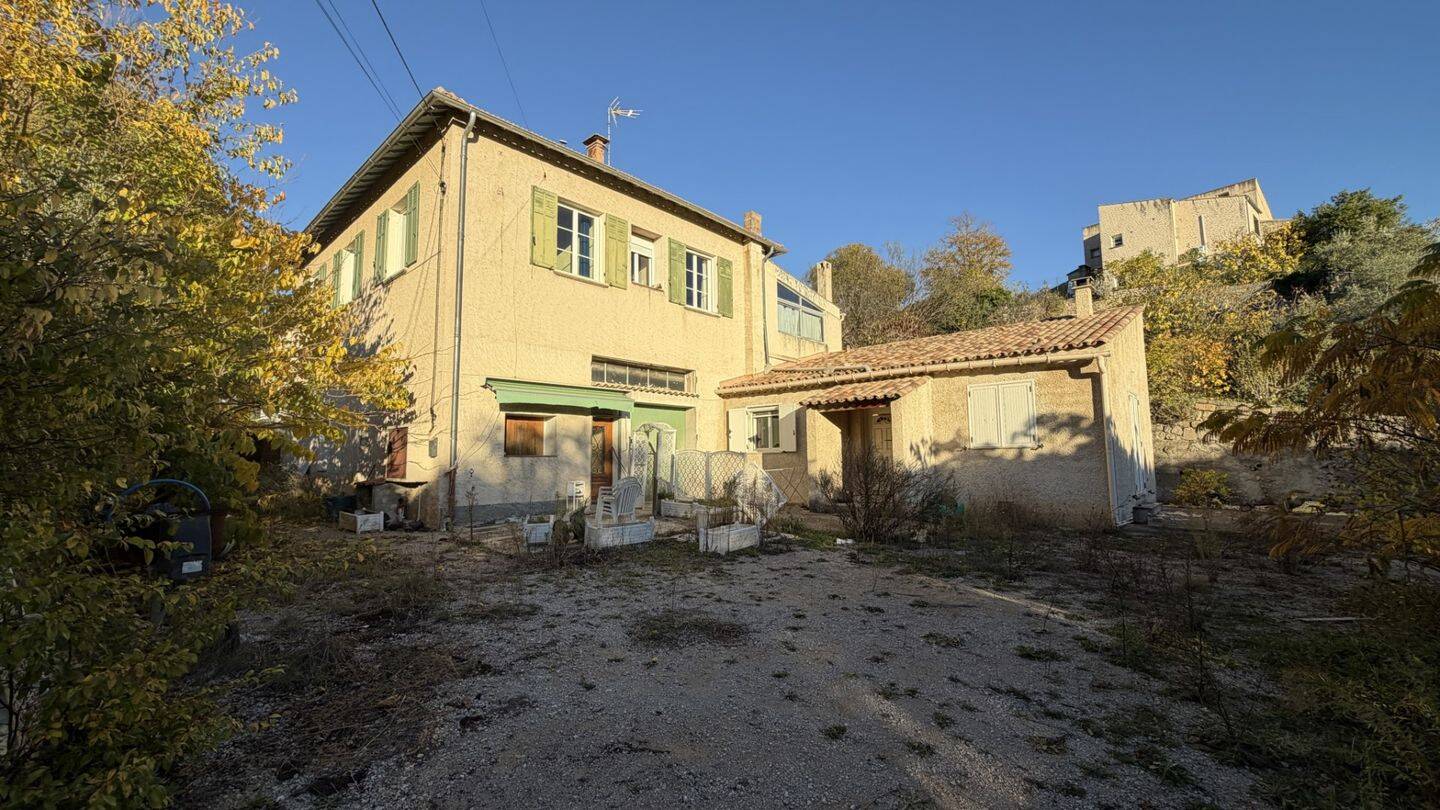 Maison à vendre, 263m², GREOUX LES BAINS