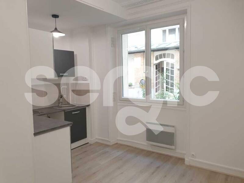 Maison à louer, 28m², PARIS 18E