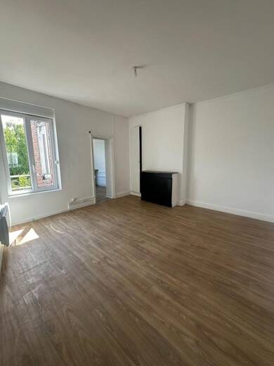 Appartement à louer 460 € 3 pièces 2 chambres 55,6 m² 2ème étage Centre Ville Vierzon 18100