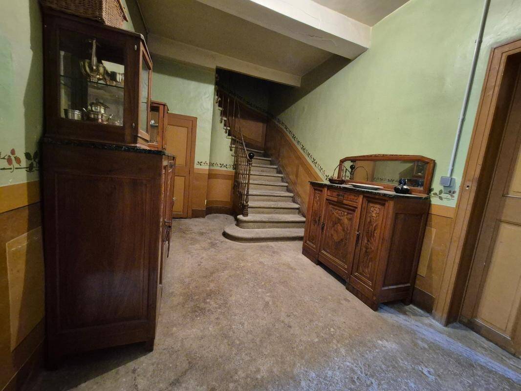 Maison à vendre, 246m², SAINT BAUZILLE DE MONTMEL
