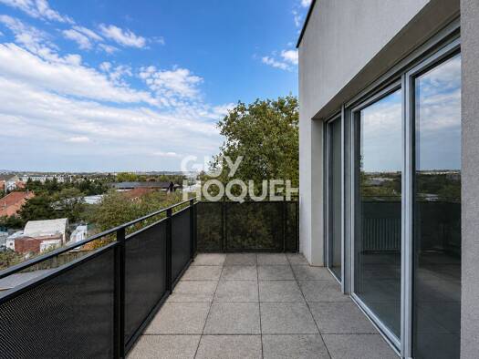 Appartement à vendre 165 000 € 2 pièces 1 chambre 41 m² Étage 4/4 Le Sud Vaulx-en-Velin 69120