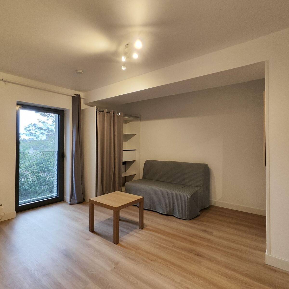Maison à louer, 24m², IVRY SUR SEINE
