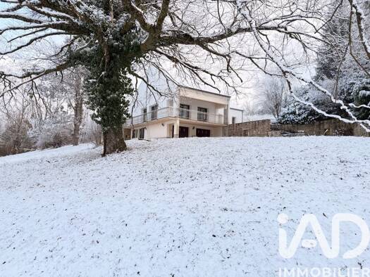 Maison à vendre 290 000 € 7 pièces 4 chambres 171 m² 7 598 m² de terrain Saint-Rémy-en-Comté 70160