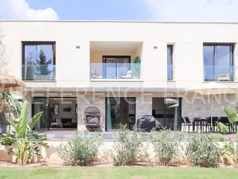 Maison à louer, 260m², MOUGINS