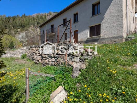 Maison à vendre 320 000 € 7 pièces 5 chambres 141 m² 1 101 m² de terrain Orcières 05170