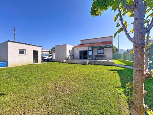 Maison à vendre 440 000 € 5 pièces 3 chambres 119 m² 433 m² de terrain Village Ouest Trets 13530