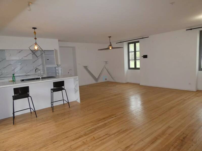 Maison à louer, 129m², LE TEIL