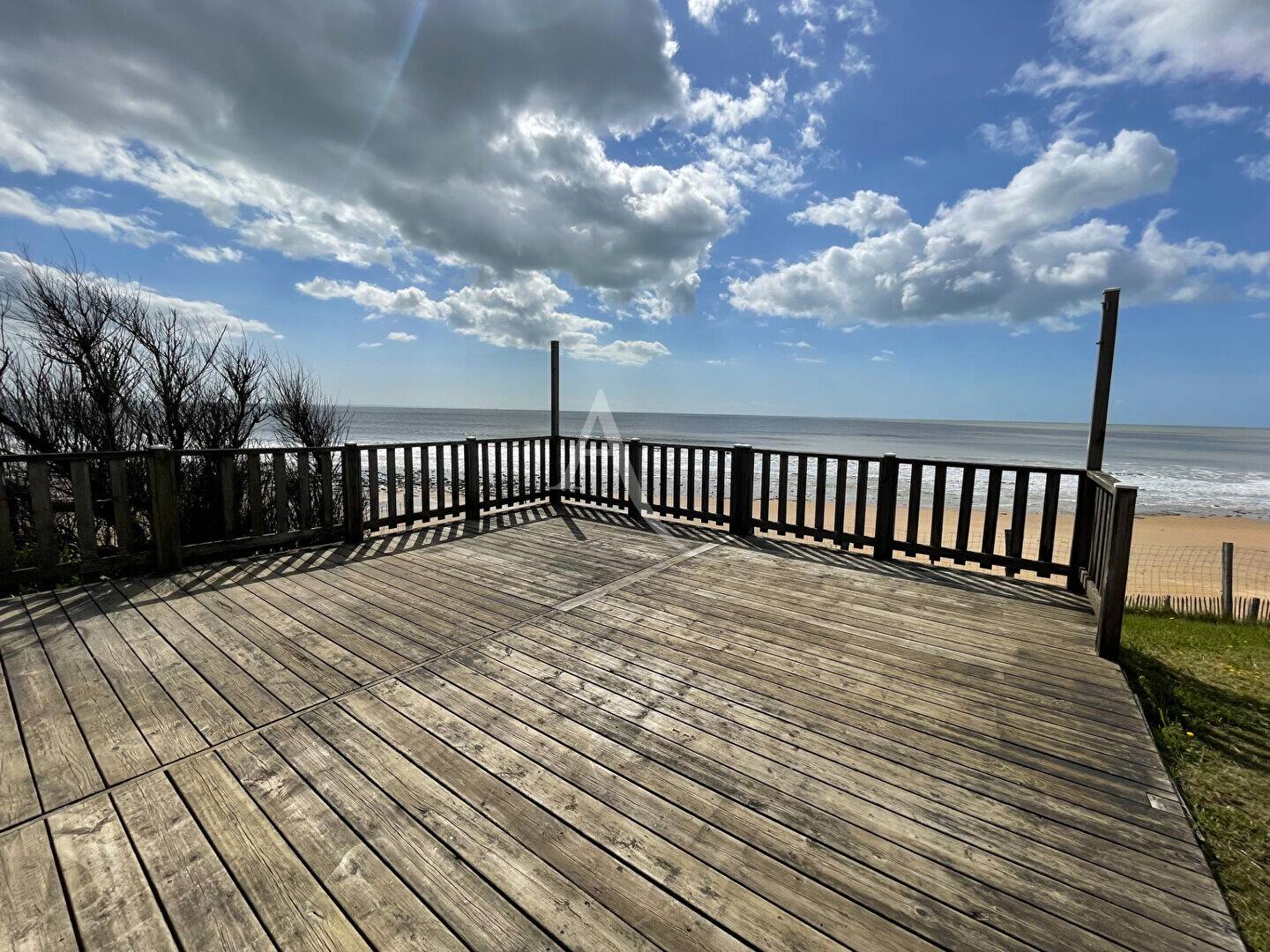 Maison à vendre, 104m², LONGEVILLE SUR MER