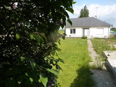 Maison de plain-pied à vendre 126 800 € 4 pièces 2 chambres 62 m² 636 m² de terrain Mayenne 53100
