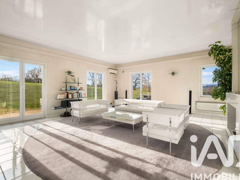 Maison à vendre, 270m², SAINT GENIS LAVAL