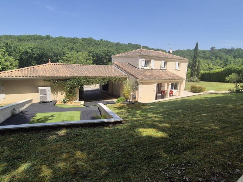 Maison à vendre, 126m², MOUTHIERS SUR BOEME