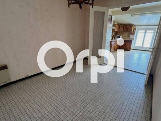 Appartement à vendre 45 000 € 2 pièces 1 chambre 66,08 m² Étage 3/3 Centre Rive-de-Gier 42800