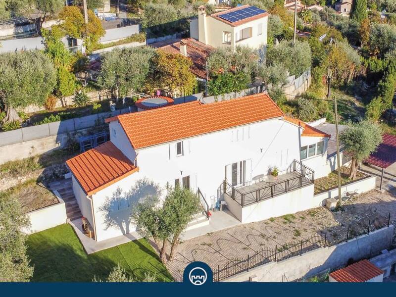 Maison à vendre, 130m², TOURRETTE LEVENS