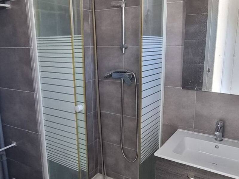 Maison à louer, 24m², PARIS 18E