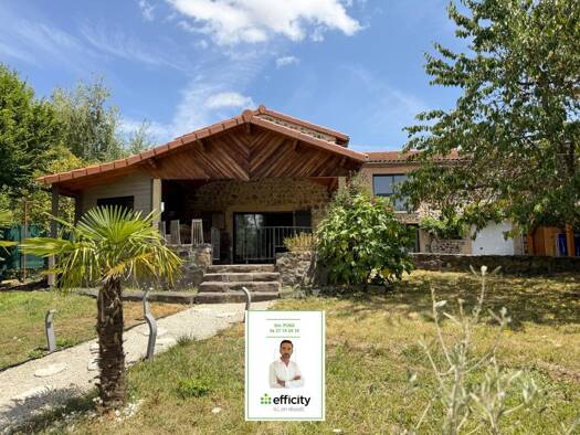 Maison à vendre 490 000 € 8 pièces 4 chambres 245 m² 1 200 m² de terrain Usson 63490