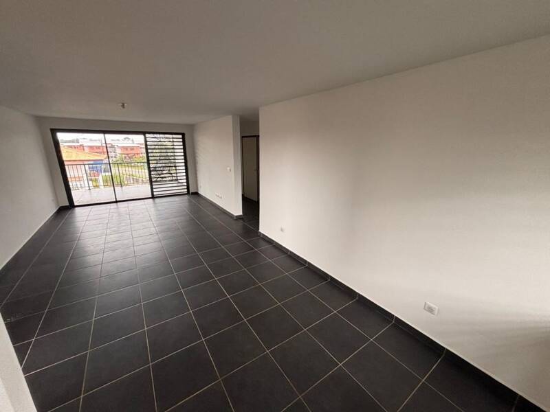 Maison à louer, 69m², CAYENNE