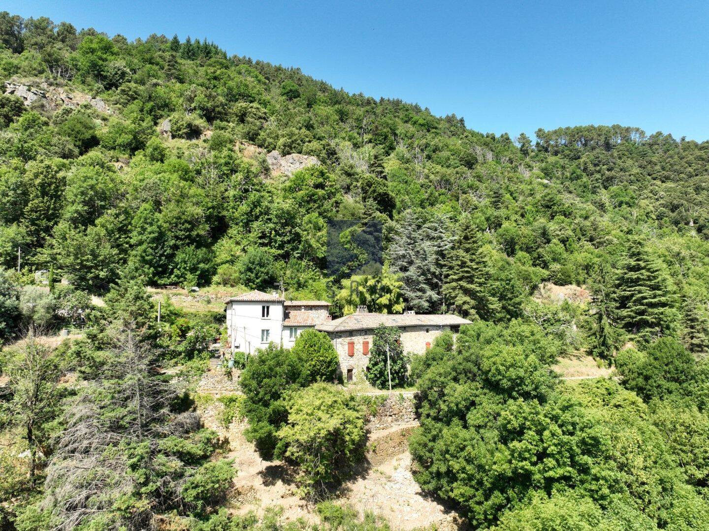 Maison à vendre, 195m², SAINT SAUVEUR DE MONTAGUT