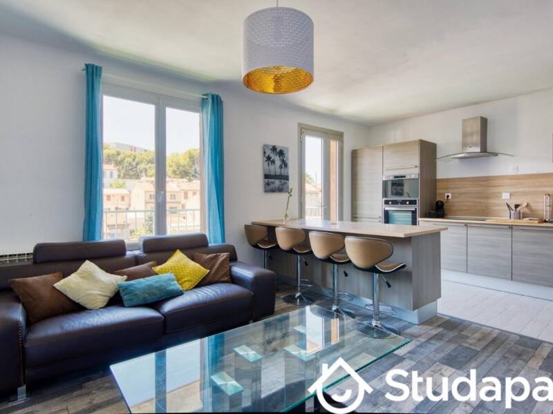 Maison à louer, 103m², MARSEILLE 3E