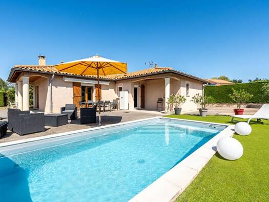 Maison de plain-pied à vendre 425 000 € 4 pièces 3 chambres 112 m² 812 m² de terrain Arnas 69400