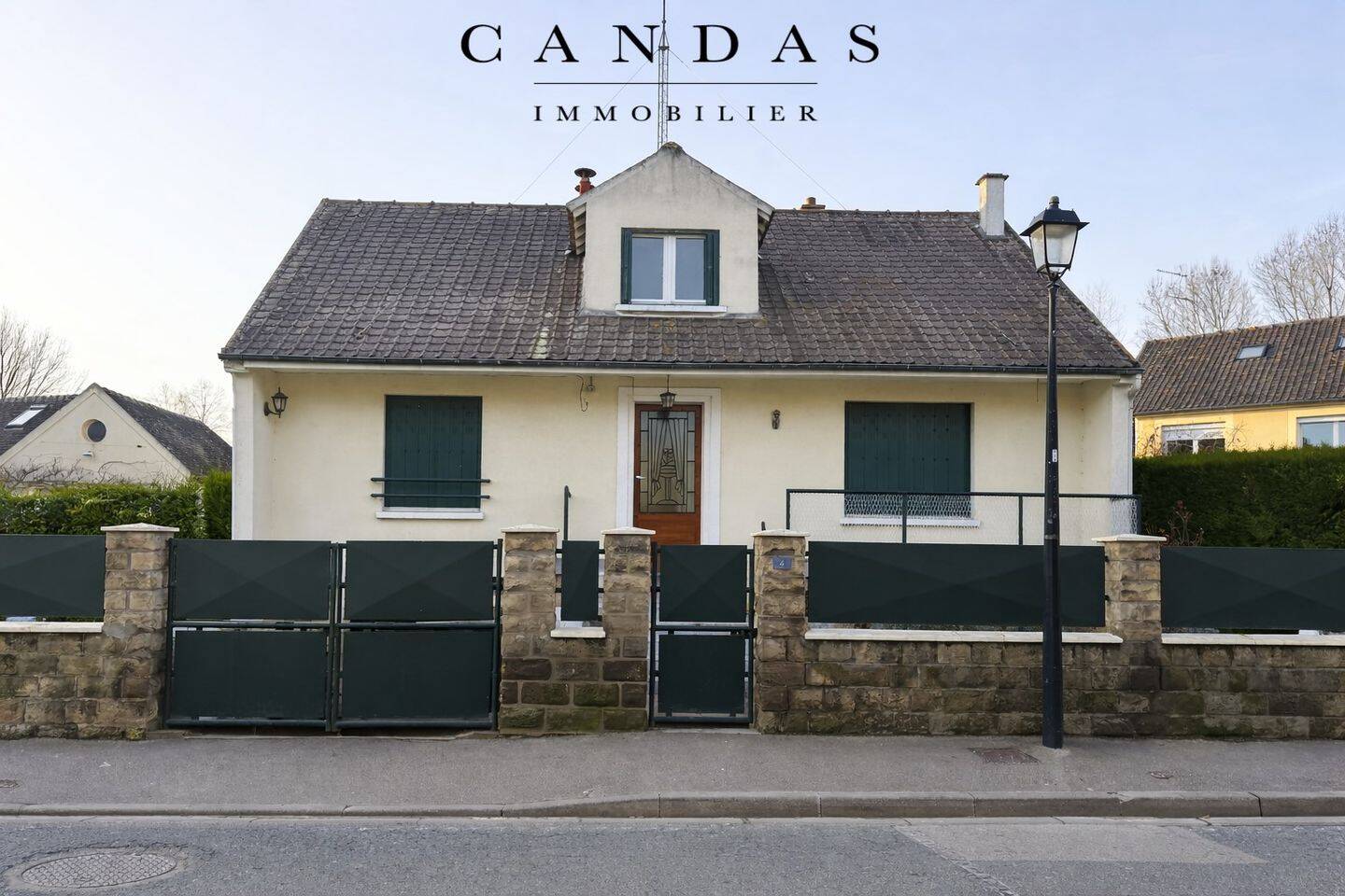 Maison à vendre, 112m², SAINT LEU D'ESSERENT