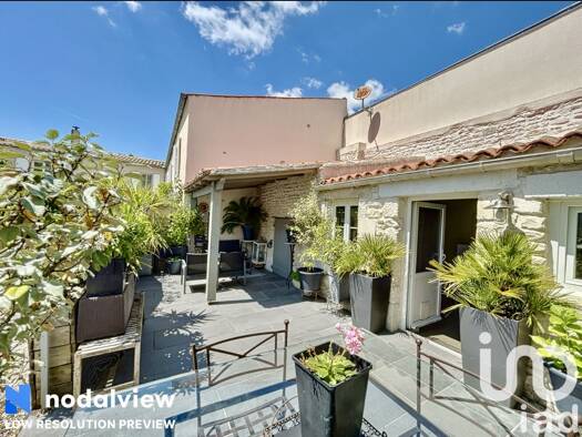 Maison à vendre 255 000 € 3 pièces 2 chambres 86 m² 110 m² de terrain La Jarrie 17220
