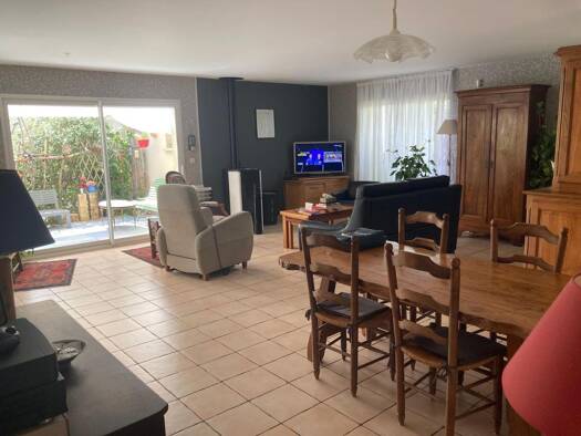 Maison à vendre 353 000 € 8 pièces 5 chambres 210 m² 900 m² de terrain Nanteuil-Les Rochereaux Migné-Auxances 86440