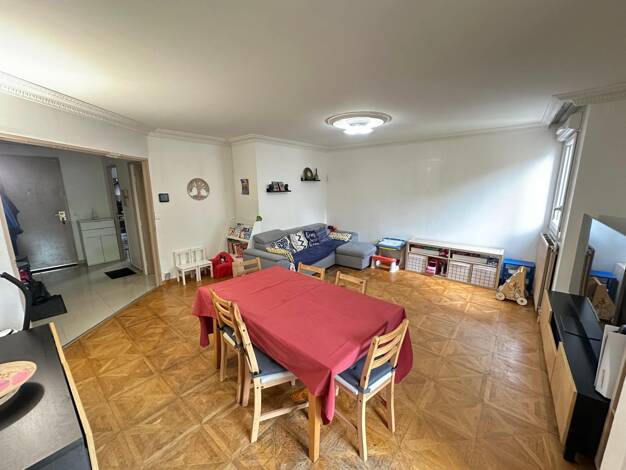 Appartement à vendre 189 900 € 4 pièces 3 chambres 101 m² Étage 1/2 Evry Courcouronnes 91080