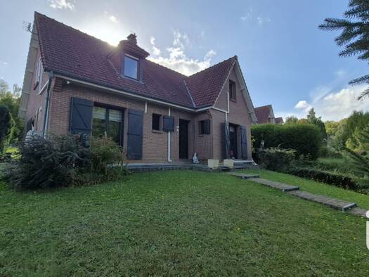 Pavillon à vendre 230 000 € 4 pièces 3 chambres 130 m² 3 100 m² de terrain Auxi-le-Château 62390