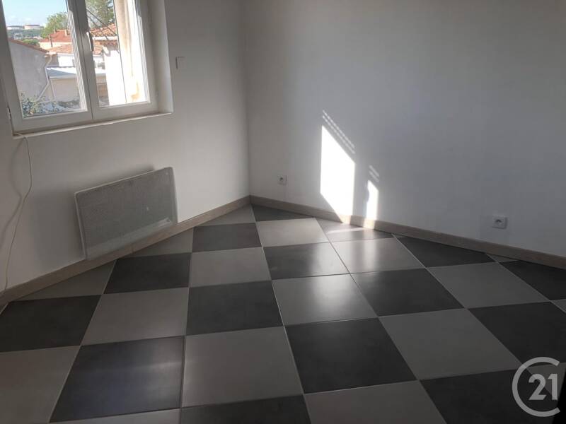 Maison à louer, 30m², ROGNAC