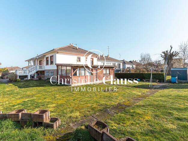 Maison de plain-pied à vendre 278 200 € 5 pièces 3 chambres 127 m² 663 m² de terrain Gerstheim 67150