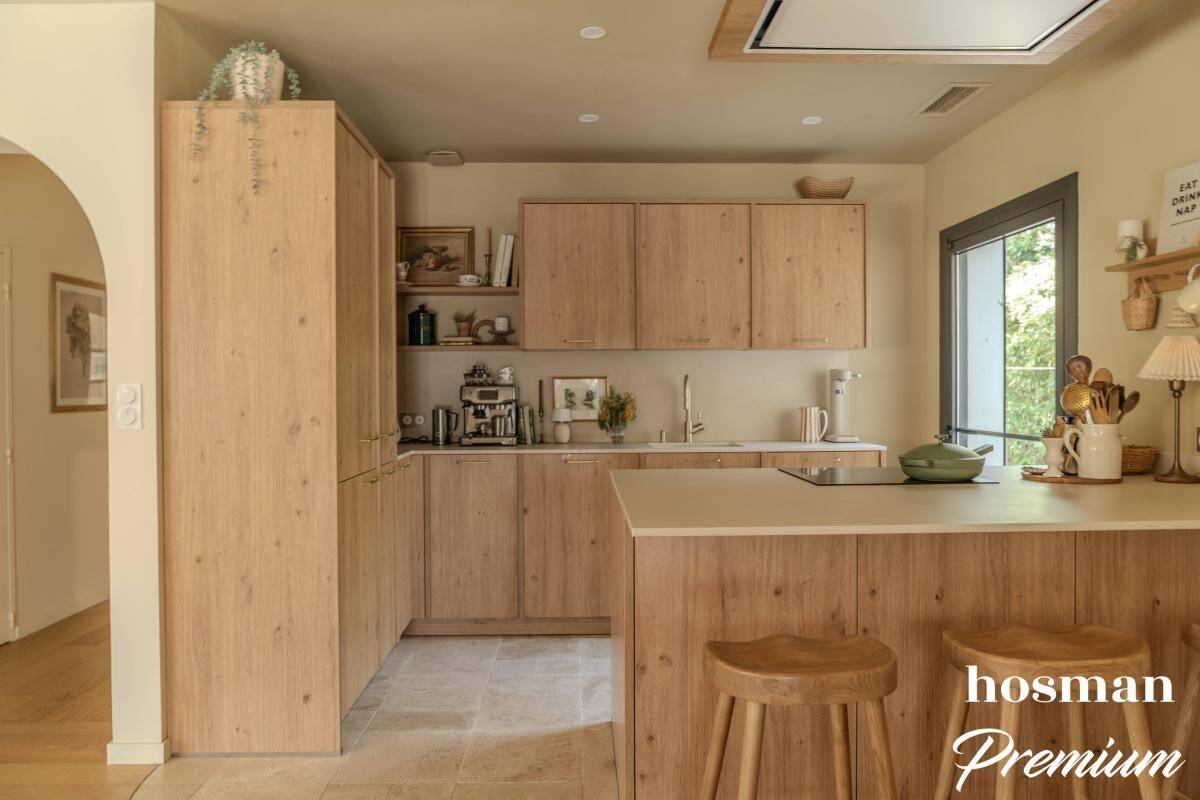 Maison à vendre, 180m², SAINT SULPICE ET CAMEYRAC