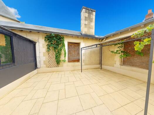 Appartement à vendre - Première occupation 432 900 € 4 pièces 4 chambres 189 m² Étage 1/2 Trois Quartiers-Centre Ville Poitiers 86000