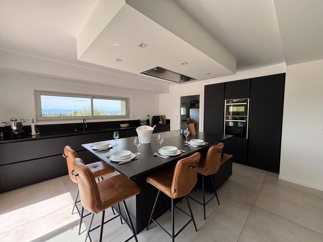 Maison à vendre, 221m², CHATUZANGE LE GOUBET