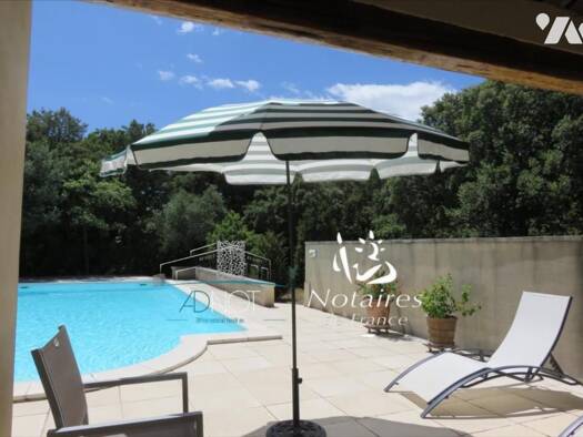 Maison à vendre 703 000 € 5 pièces 3 chambres 135 m² La Garde-Adhémar 26700