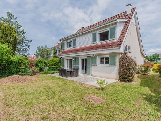 Maison à vendre 410 000 € 5 pièces 3 chambres 120 m² 326 m² de terrain Grand-Large Meyzieu 69330
