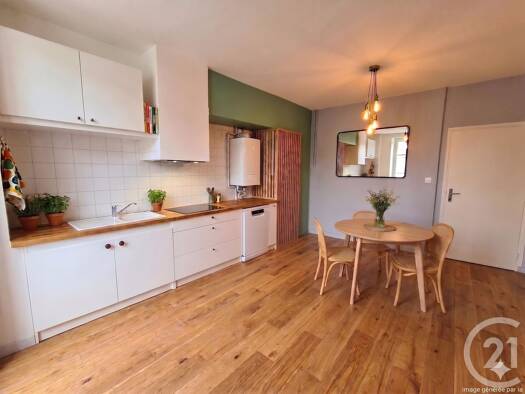Appartement à vendre 149 000 € 4 pièces 2 chambres 118 m² RDC Cahors 46000