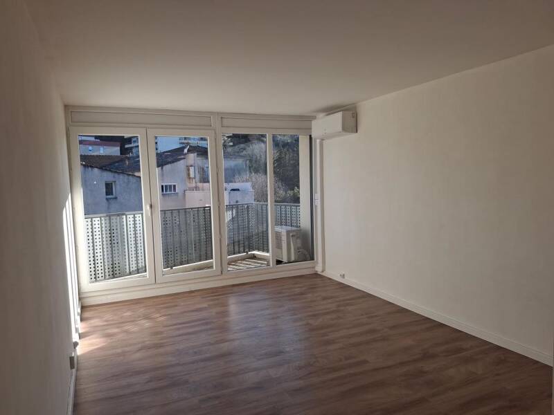 Maison à louer, 24m², NIMES