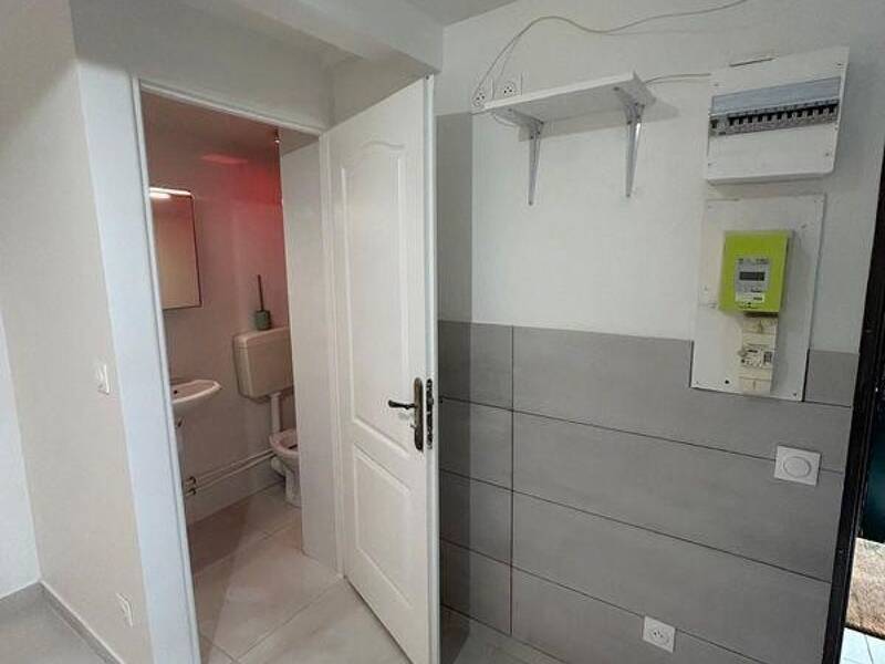 Maison à louer, 18m², PARIS 18E