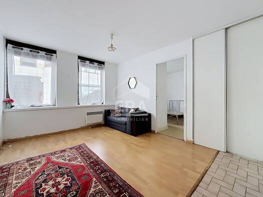 Appartement à vendre 230 000 € 2 pièces 1 chambre 32 m² RDC/4 Vallée de Fécamp Paris 12ème arrondissement 75012